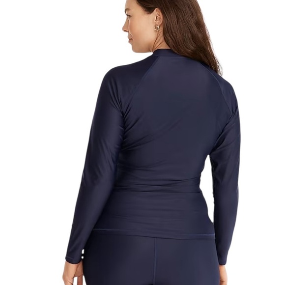 NEW J. CREW Active long-sleeve rash guard in navy blue UPF 50+ size small - Picture 3 of 10